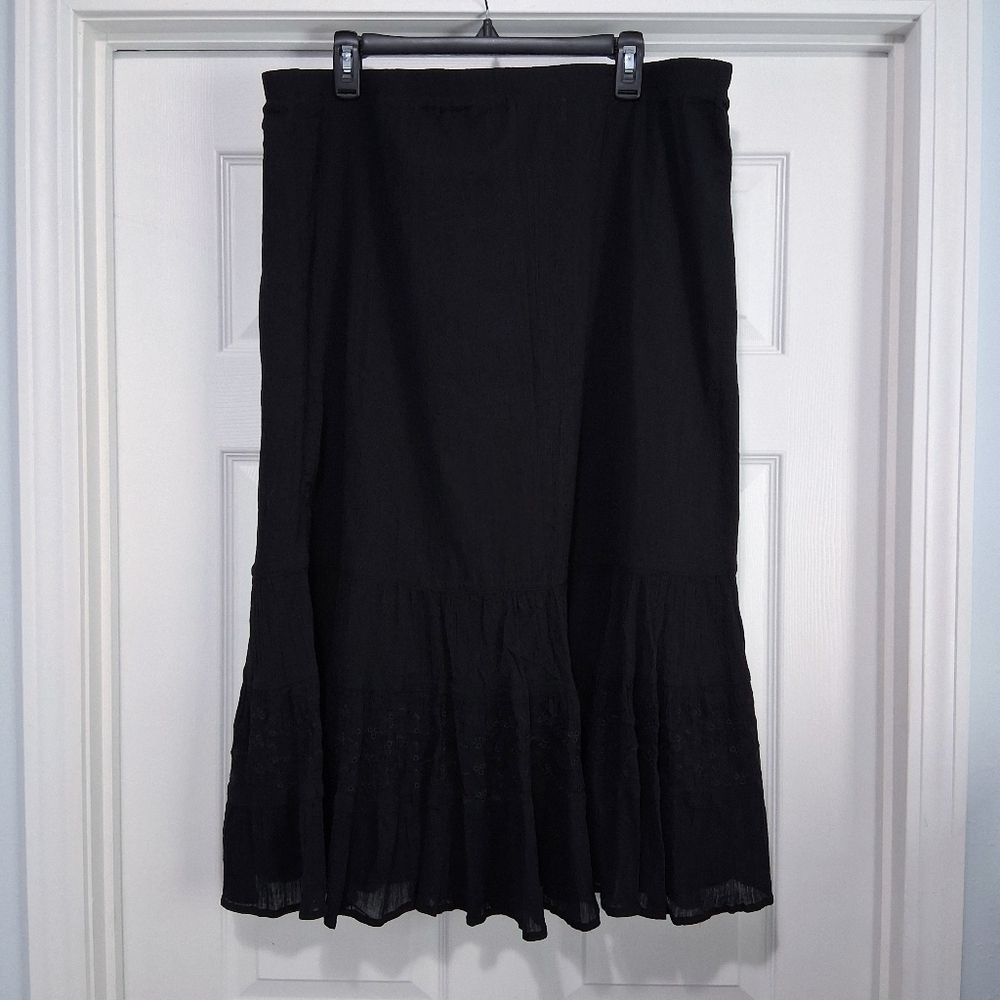 Vintage Style D&Co Black Maxi Skirt Eyelet Ruffle Broomstick Elastic Waist 2x - Picture 15 of 15